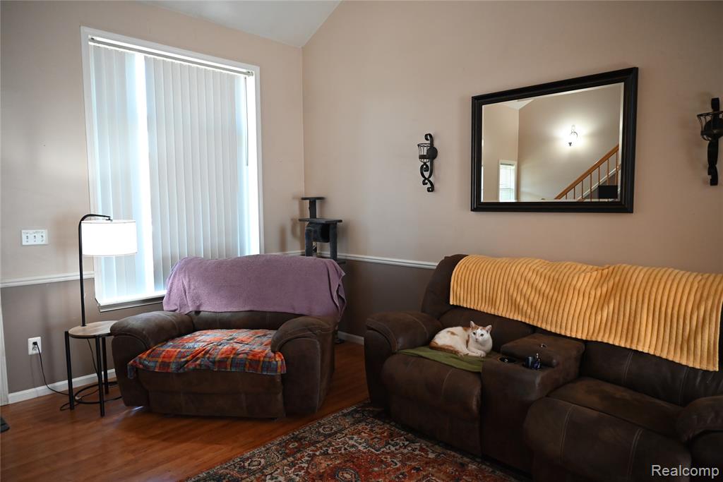 8826 Mikado Drive, Newport, MI 48166 — Photo 5