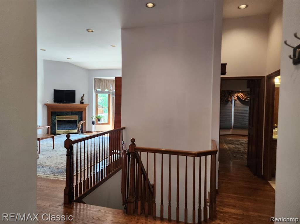 4480 Bayberry Court, Warren, MI 48092 — Photo 9