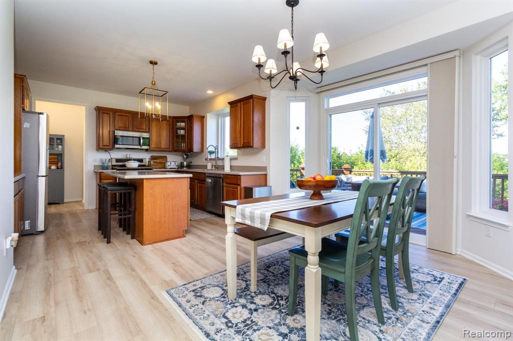 9838 Dublin Drive, Fenton, MI 48430 — Photo 15