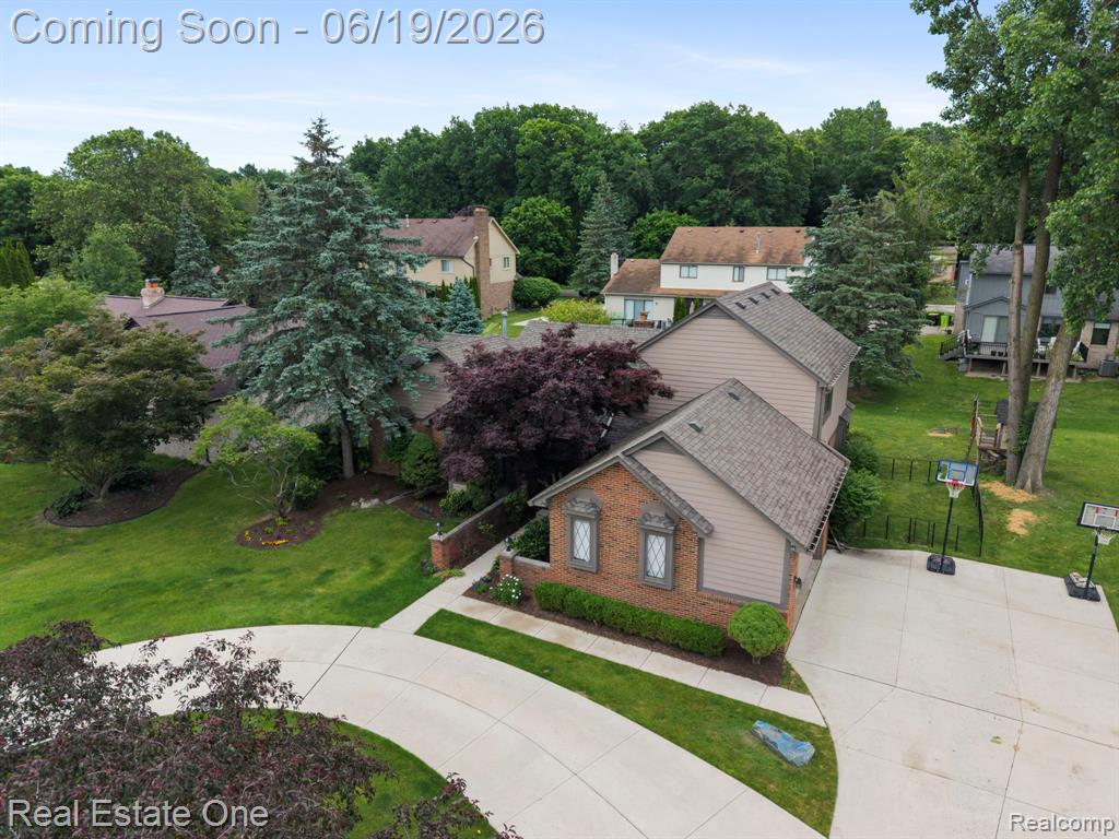 5277 Waterview Drive, West Bloomfield, MI 48323 — Photo 48