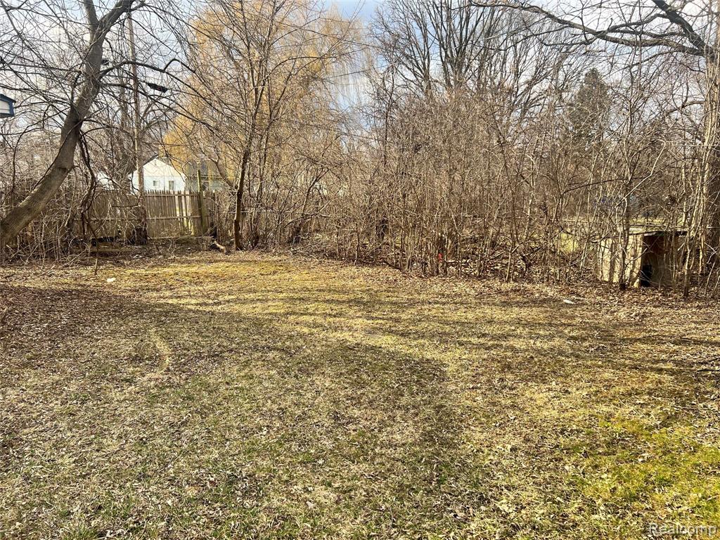 945 S 27th Street, Saginaw, MI, 48601