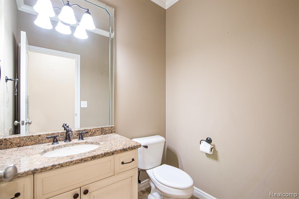 61491 CROWN POINT Drive, Washington, MI — Photo 31