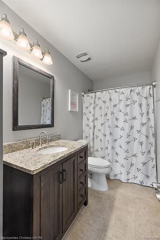 61171 SADDLECREEK Drive, South Lyon, MI 48178 — Photo 34