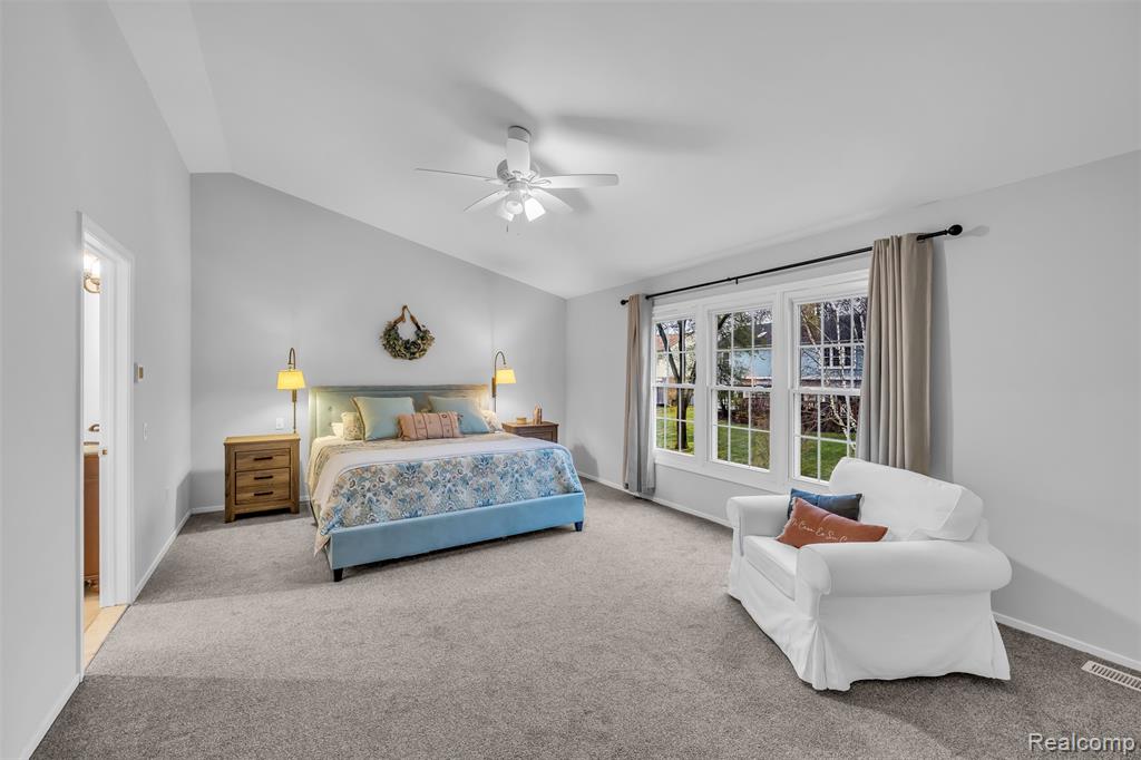 45077 Roundview Drive, Novi, MI — Photo 24