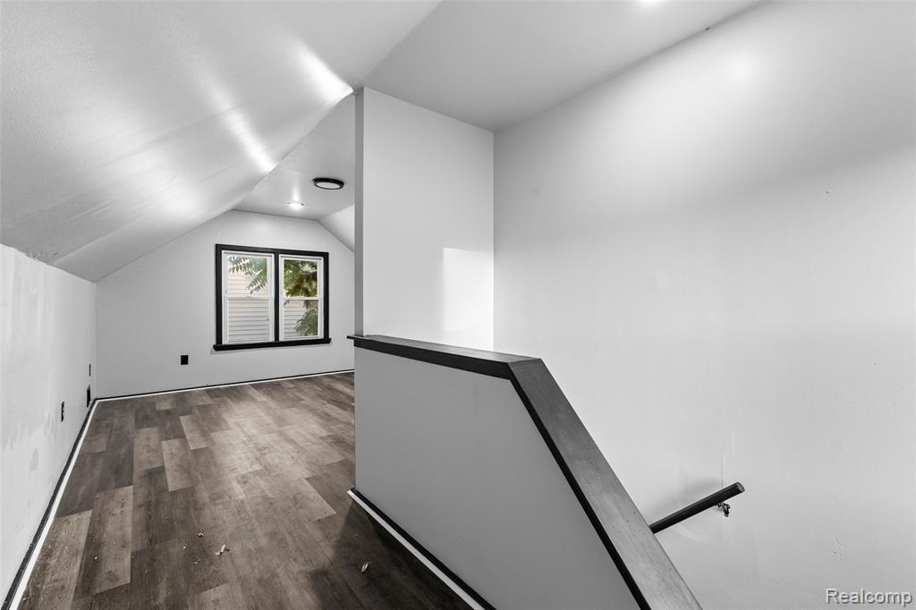 929 White Avenue, Lincoln Park, MI 48146 — Photo 19