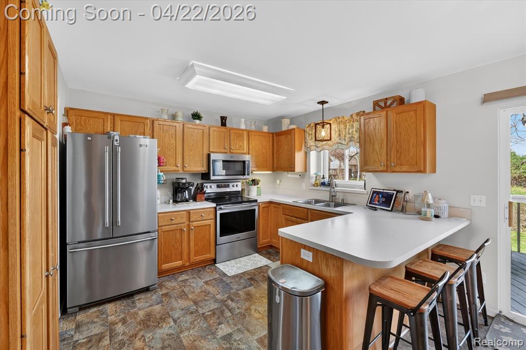 410 Bent Oak Street, Fenton, MI 48430 — Photo 13