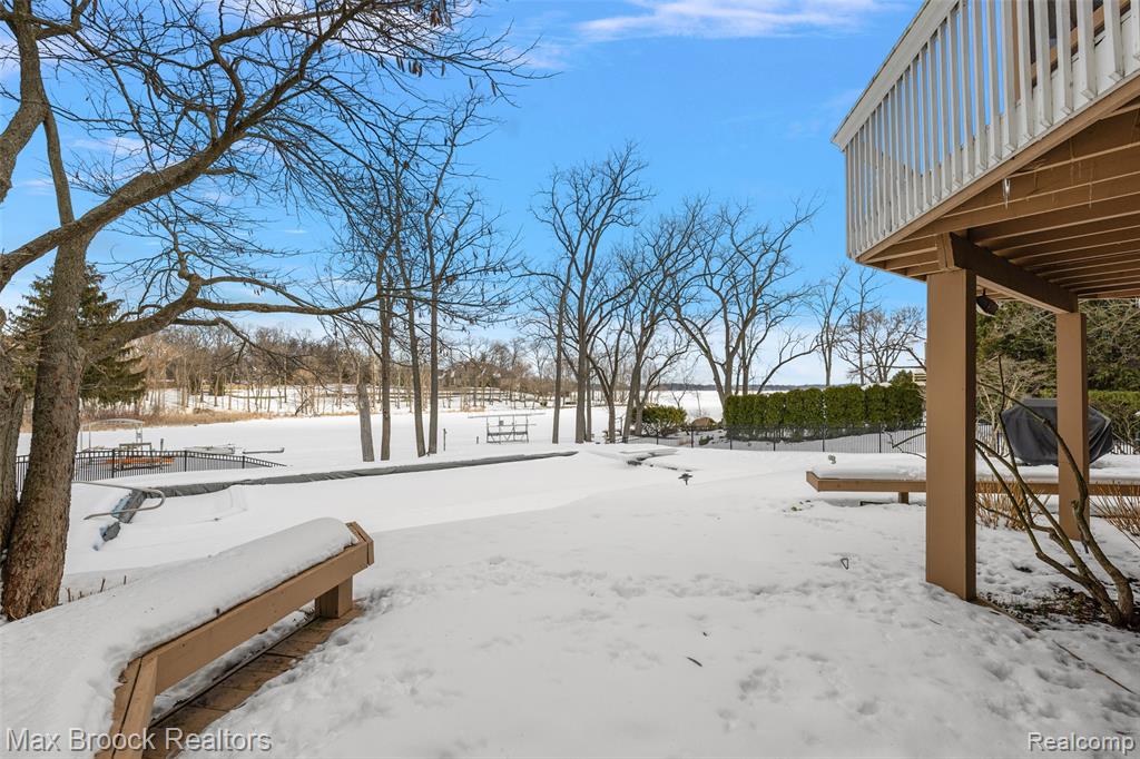2797 Orchard Place, Orchard Lake Village, MI 48324 — Photo 27