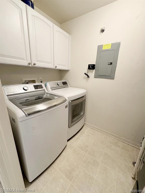 28280 Carlton Way Drive, Novi, MI 48377 — Photo 18