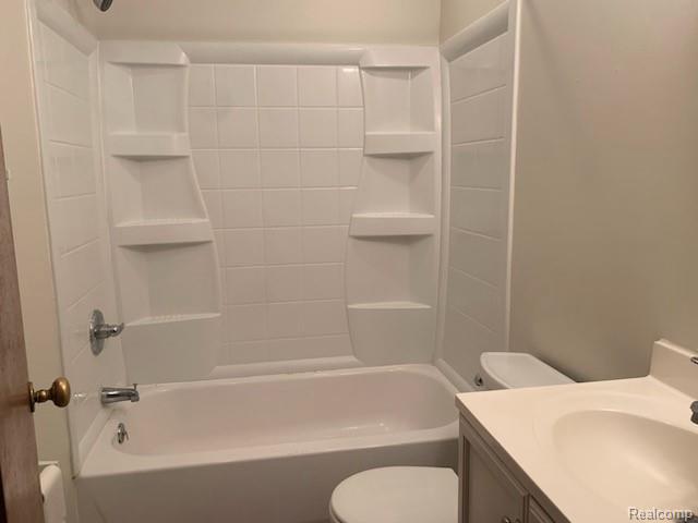 4336 Richalva Court, Waterford, MI — Photo 8