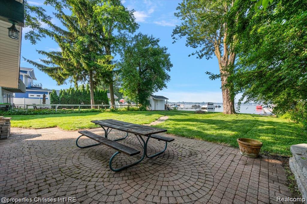 11346 E Shore Drive, Whitmore Lake, MI 48189 — Photo 48