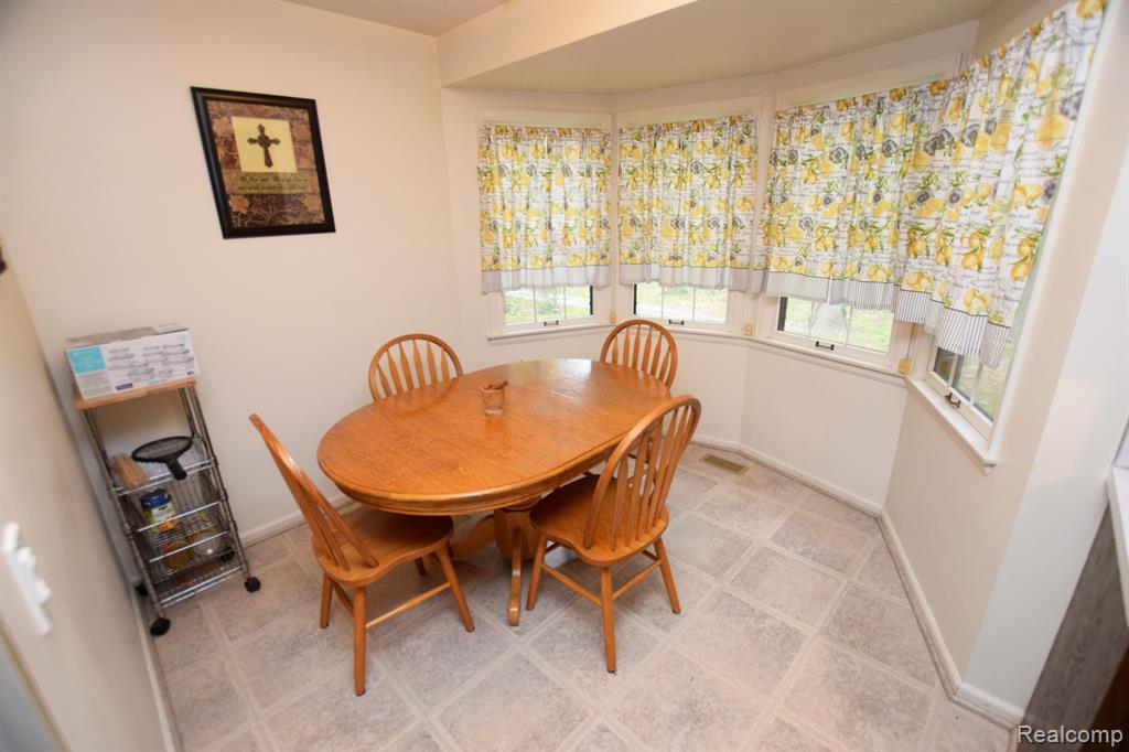 6196 SIERRA Pass, Flint, MI 48532 — Photo 14