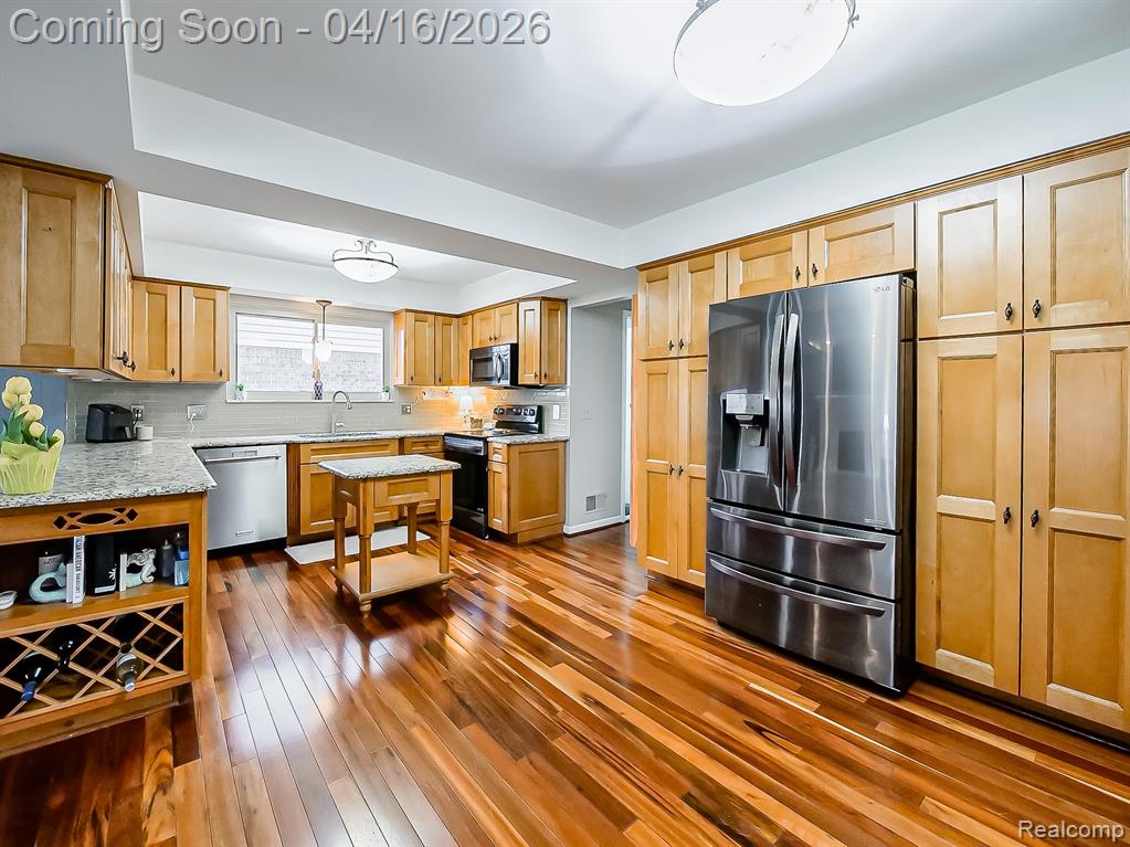 15969 Chelmsford Street, Clinton Twp, MI 48038 — Photo 7