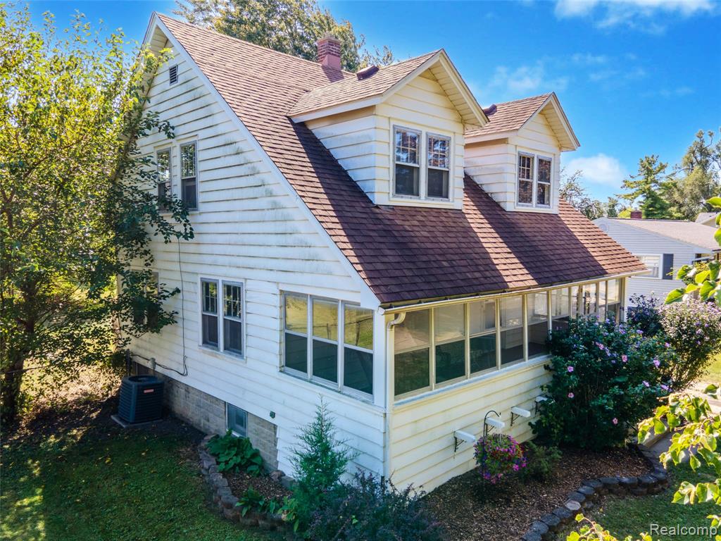 652 Bentley Drive, Monroe, MI 48162 — Photo 3