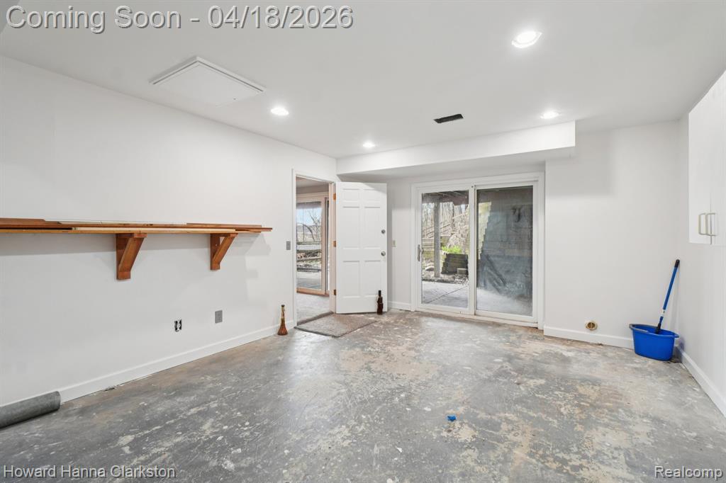 8063 Fawn Valley Drive, Clarkston, MI 48348 — Photo 43