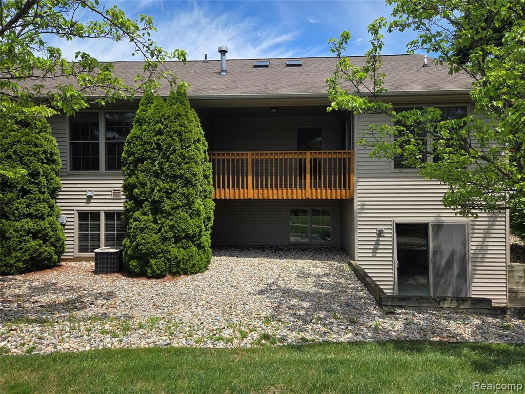 6102 Doveplum Drive, Brighton, MI 48116 — Photo 3