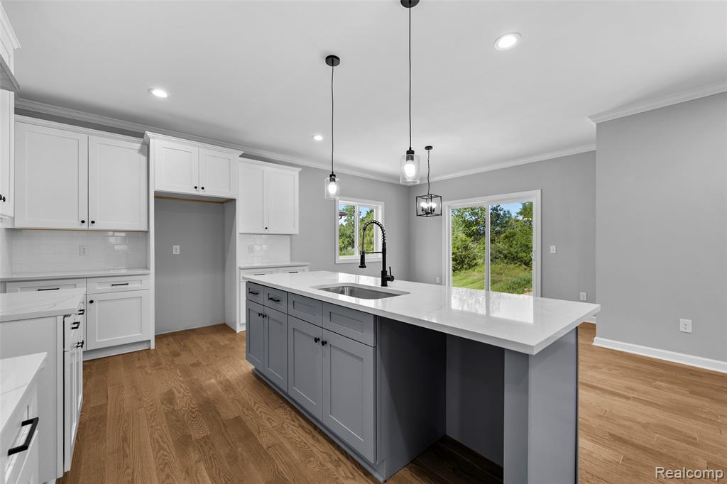 5212 Farmridge Lane, Grand Blanc, MI 48439 — Photo 12