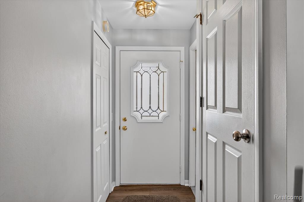 43674 Christopher Court, Canton, MI 48188 — Photo 21