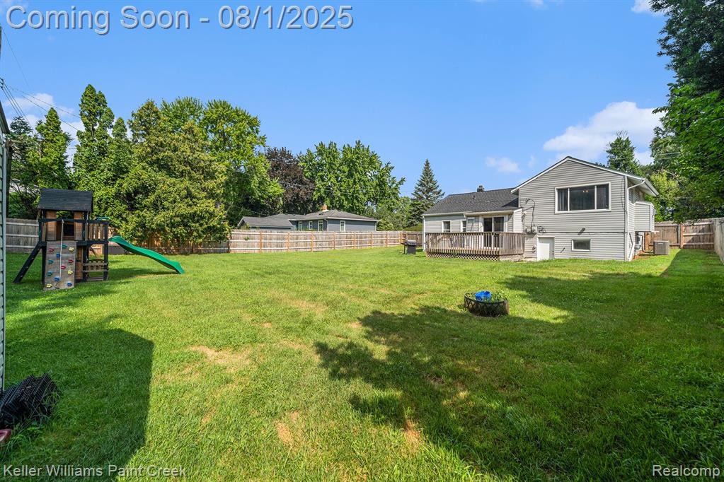 4135 Fenmore Avenue, Waterford, MI 48328 — Photo 25