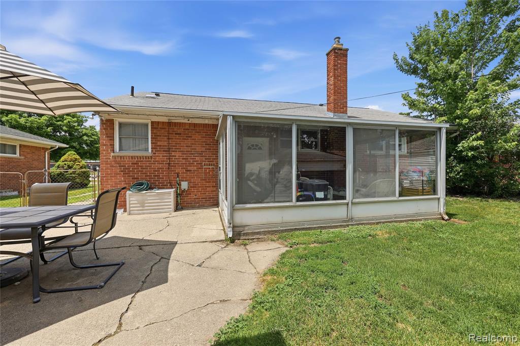 1289 Mulberry Street, Mount Clemens, MI 48043 — Photo 33