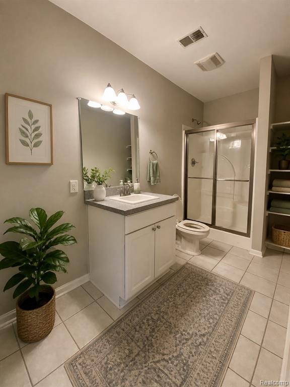 8095 Woodstone Court, Grand Blanc, MI 48439 — Photo 22