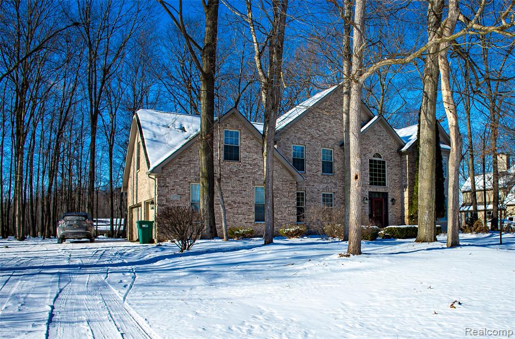26720 Whispering Willows Drive, New Boston, MI 48164 — Photo 5