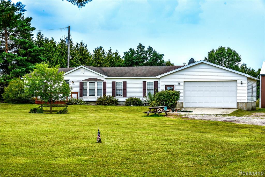 3201 Thomas Road, Filion, MI 48432 — Photo 24