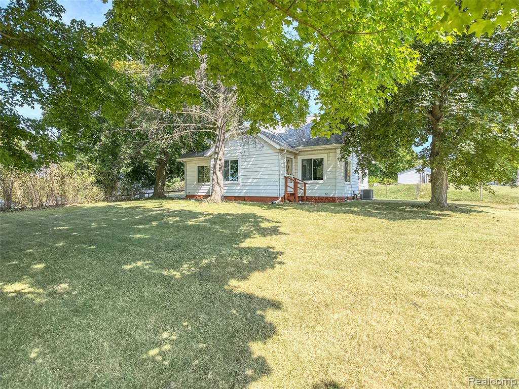 11359 Seymour Road, Gaines Vlg, MI 48436 — Photo 39