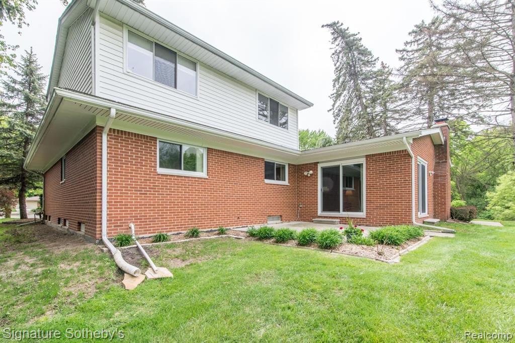 6279 WALKER Court, Troy, MI 48085 — Photo 52