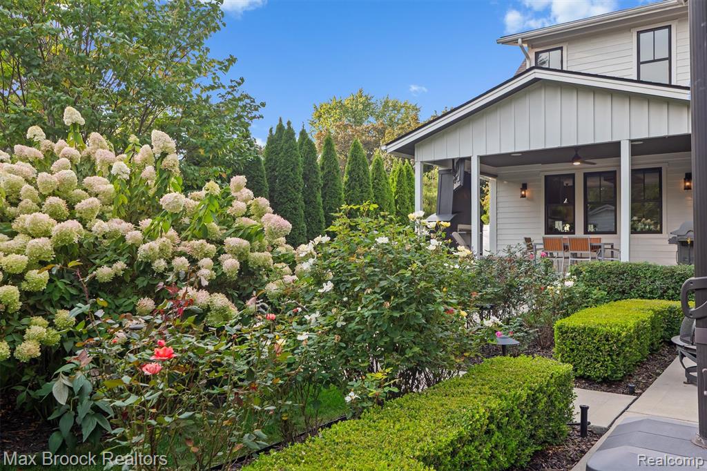 928 Montrose Avenue, Royal Oak, MI 48073 — Photo 69