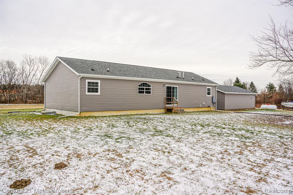 6449 Oliver Road, Fostoria, MI 48435 — Photo 17