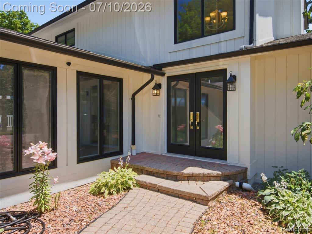 670 W Snell Road, Rochester, MI 48306 — Photo 7
