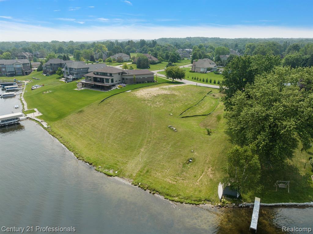9986 KING Road, Davisburg, MI — Photo 8
