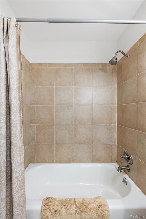 48242 FORBES Drive, Chesterfield, MI 48047 — Photo 22