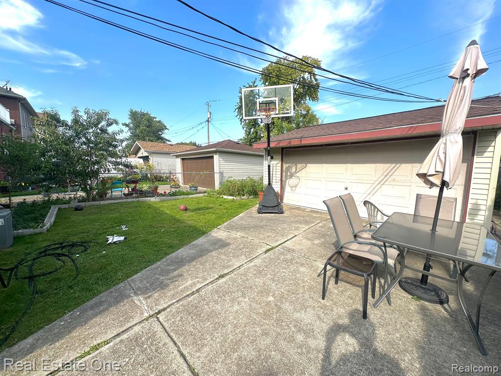 6934 COLEMAN STREET Street, Dearborn, MI, 48126