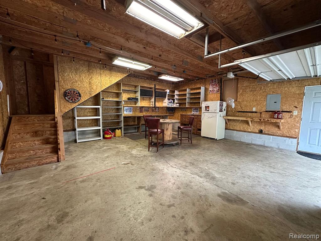 617 N LINCOLN Street, Durand, MI 48429 — Photo 38