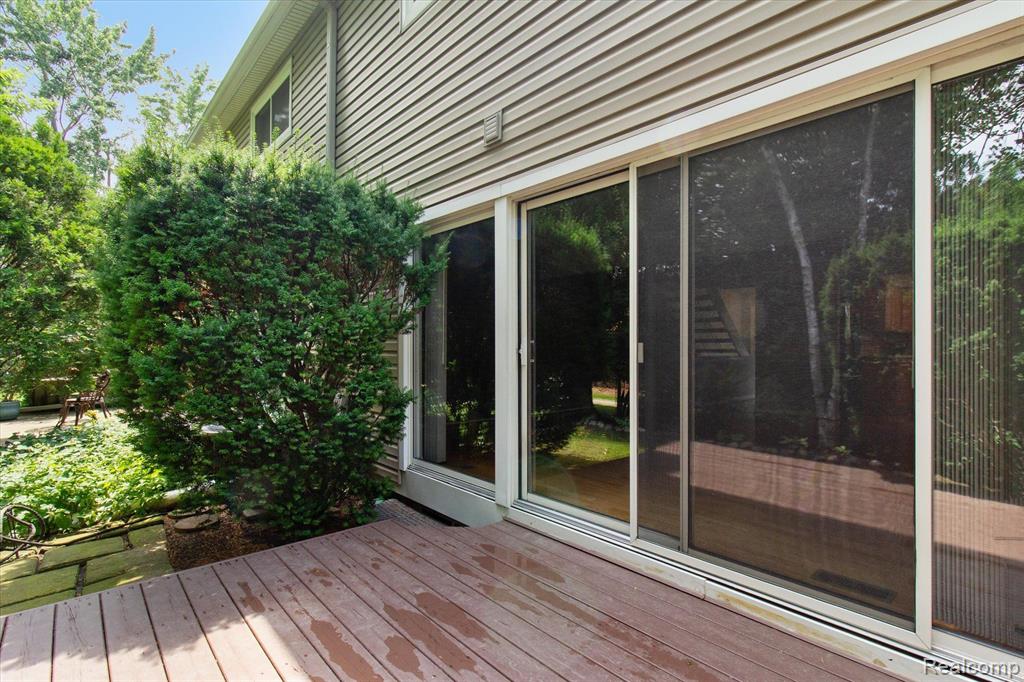 779 KIRTS Boulevard, Troy, MI 48084 — Photo 41