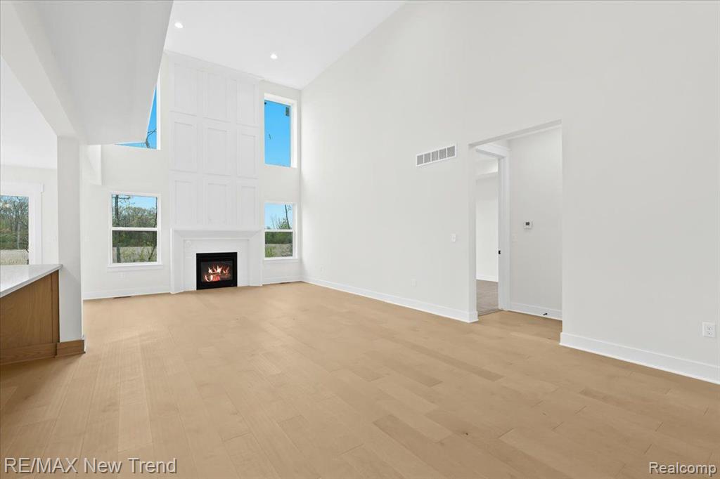 7833 Trailside Court, West Bloomfield, MI 48323 — Photo 10