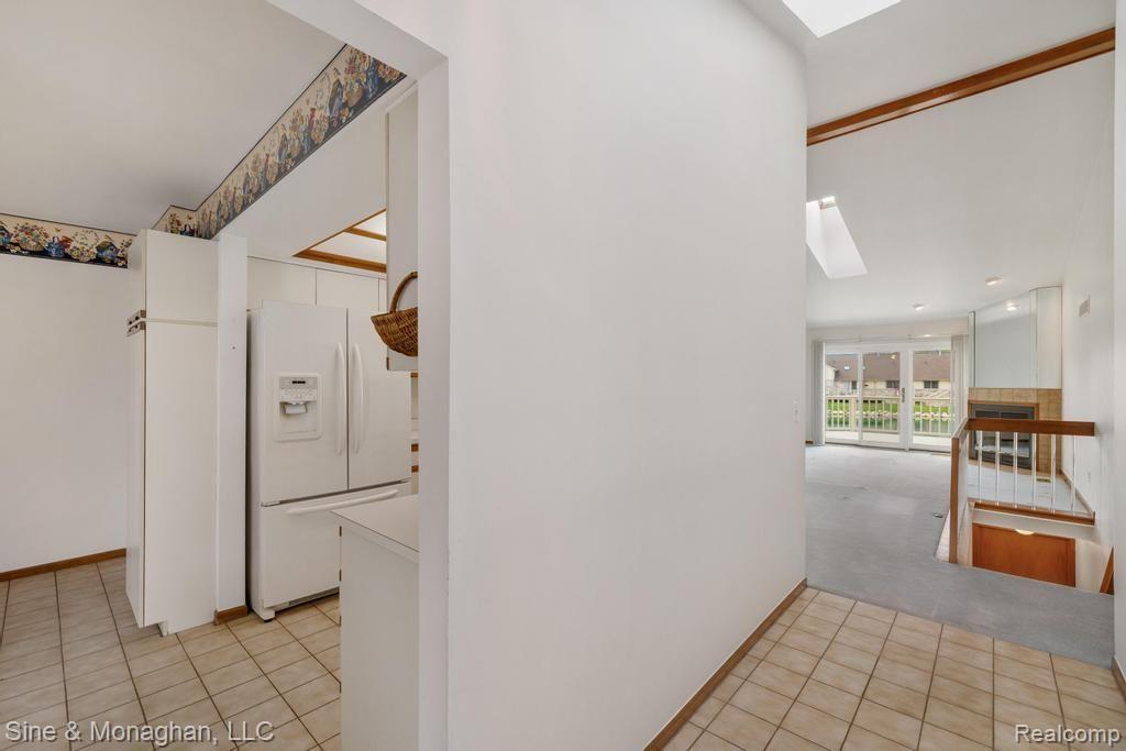 43389 RIVERBEND Boulevard, Clinton Twp, MI 48038 — Photo 6