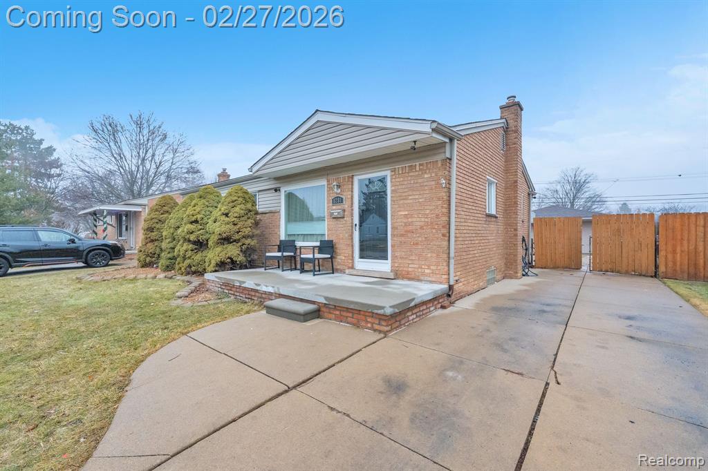 8281 Huron Street, Taylor, MI 48180 — Photo 2