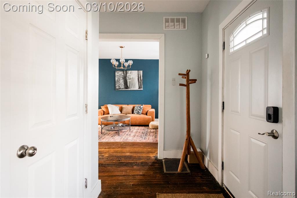 2547 Sheridan Street, Detroit, MI 48214 — Photo 7