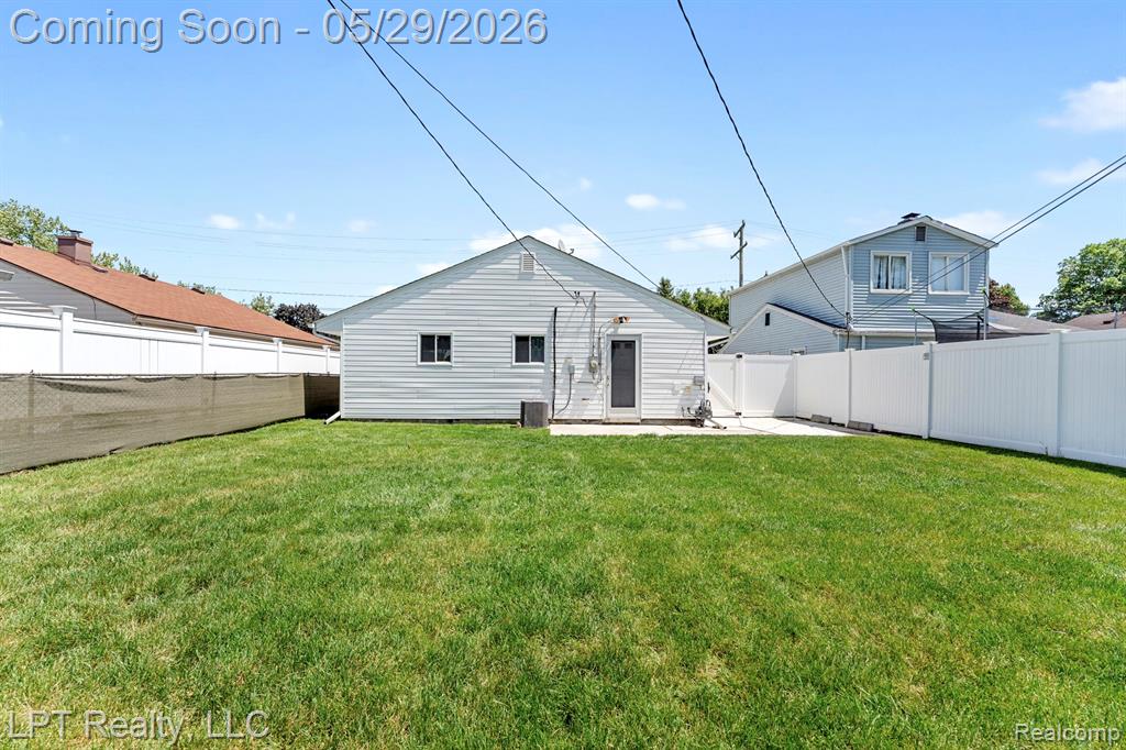 8032 Clippert Street, Taylor, MI 48180 — Photo 19