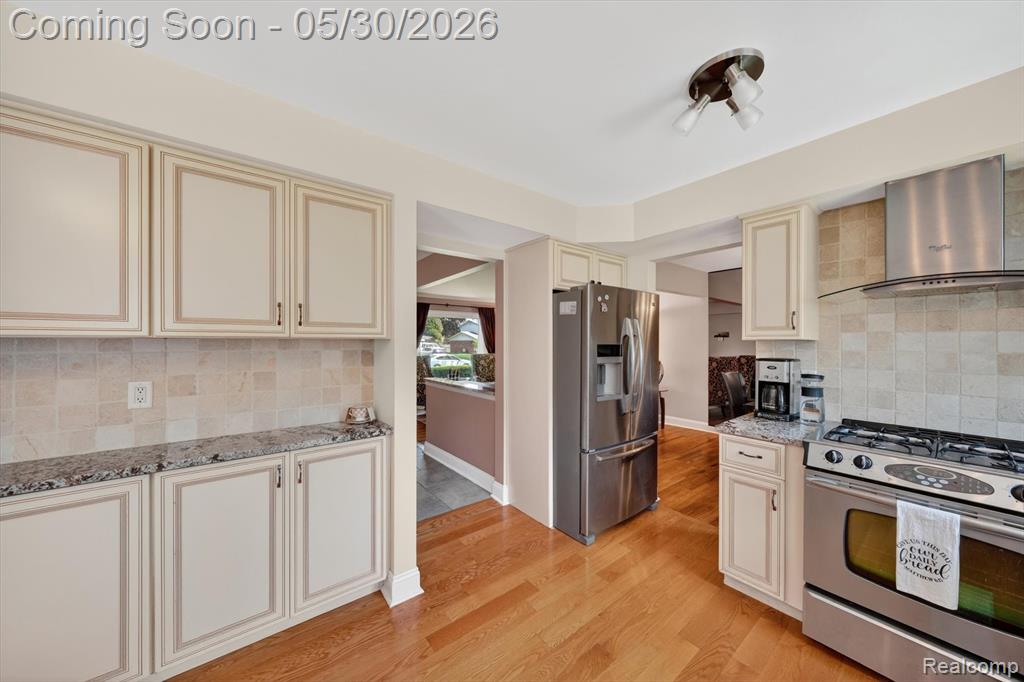 4059 Gatesford Circle Drive, Troy, MI 48085 — Photo 5