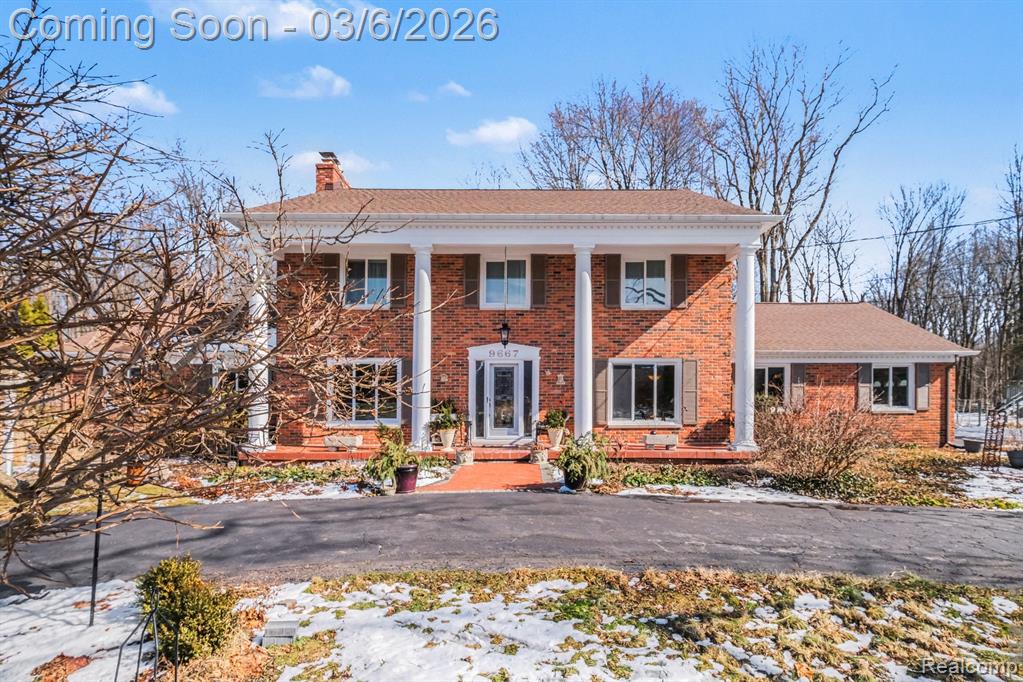 9667 Burning Tree Drive, Grand Blanc, MI 48439 — front exterior
