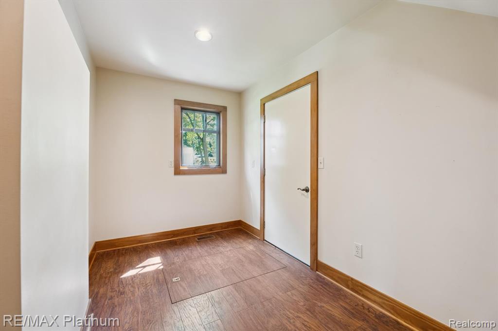 8751 Beechwood Drive, Gregory, MI 48137 — Photo 42