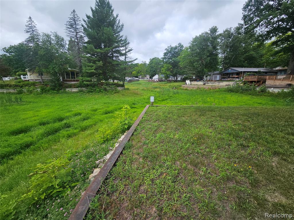 942 Pequot Lane, Hope, MI 48628 — Photo 5