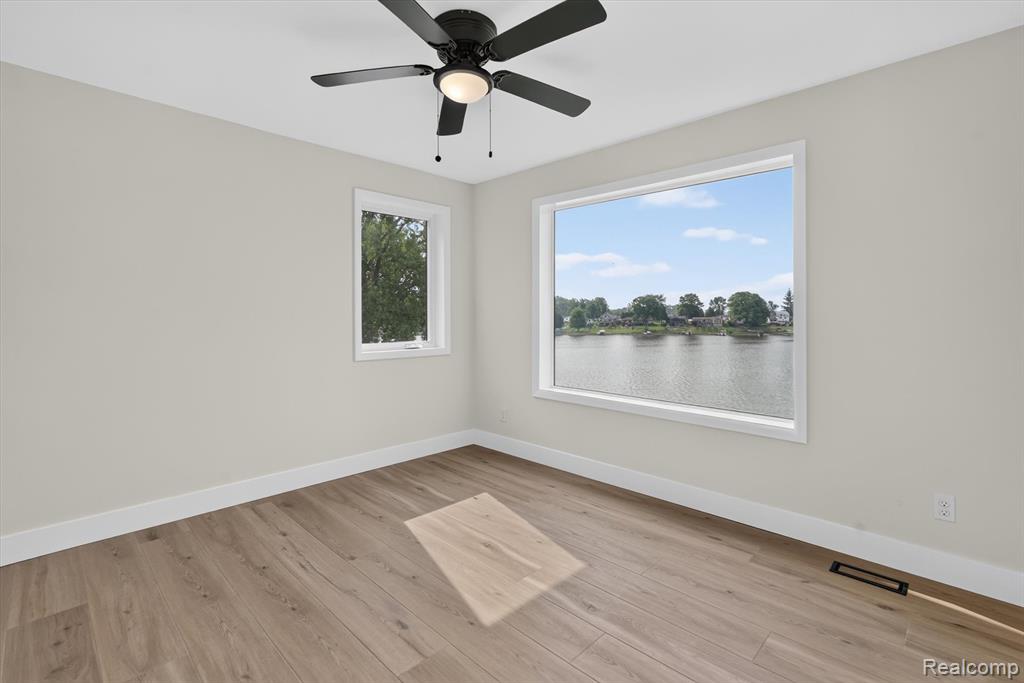 3429 Rolston Road, Fenton, MI 48430 — Photo 23
