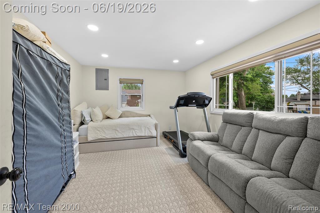 6155 N Silvery Lane, Dearborn Heights, MI 48127 — Photo 22
