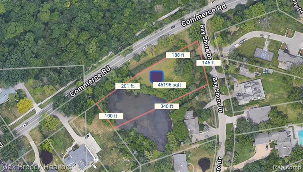 3012 Bay Shore Drive W, Orchard Lake Village, MI 48324