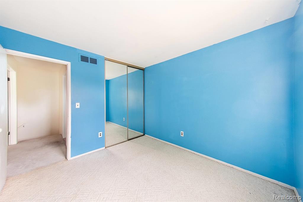 41783 Onaway Drive, Novi, MI 48167 — Photo 17