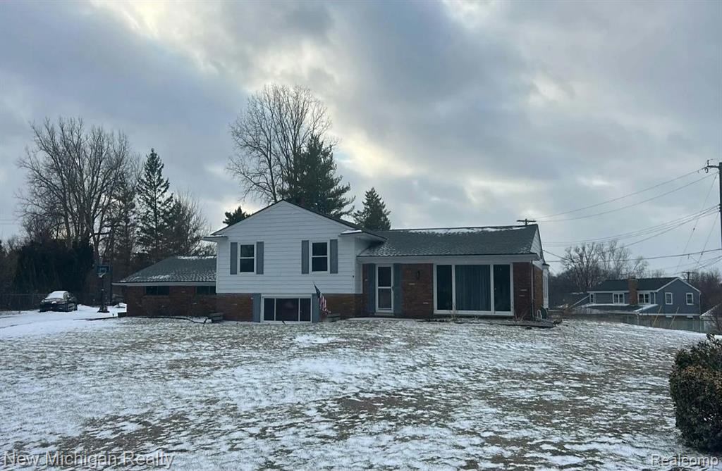 2041 Twilight Hill, Commerce Twp, MI 48390 — Photo 2